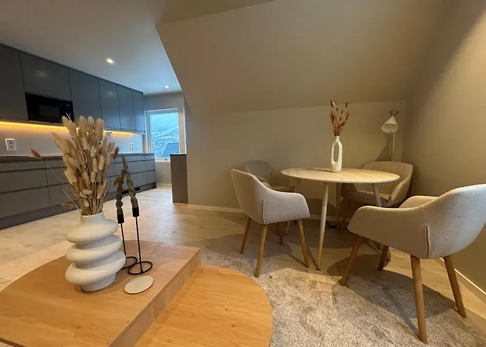 With Short Distance To The Adventure Apartmán *